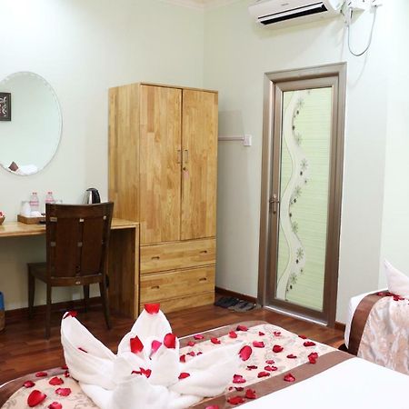 Landmark Hotel Yangon Dış mekan fotoğraf