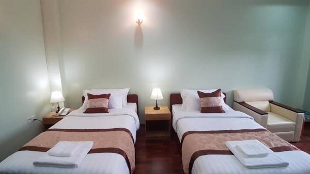 Landmark Hotel Yangon Dış mekan fotoğraf