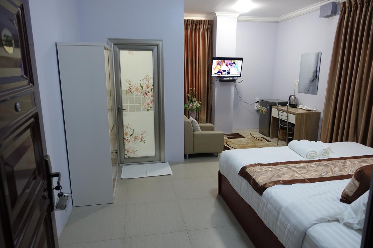 Landmark Hotel Yangon Dış mekan fotoğraf