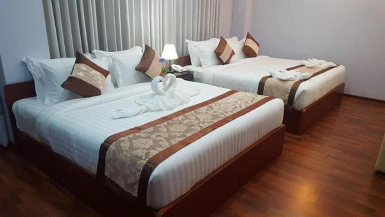 Landmark Hotel Yangon Dış mekan fotoğraf