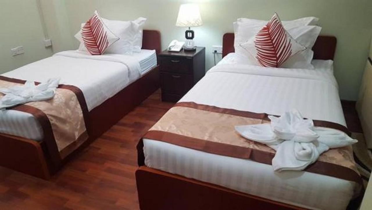 Landmark Hotel Yangon Dış mekan fotoğraf